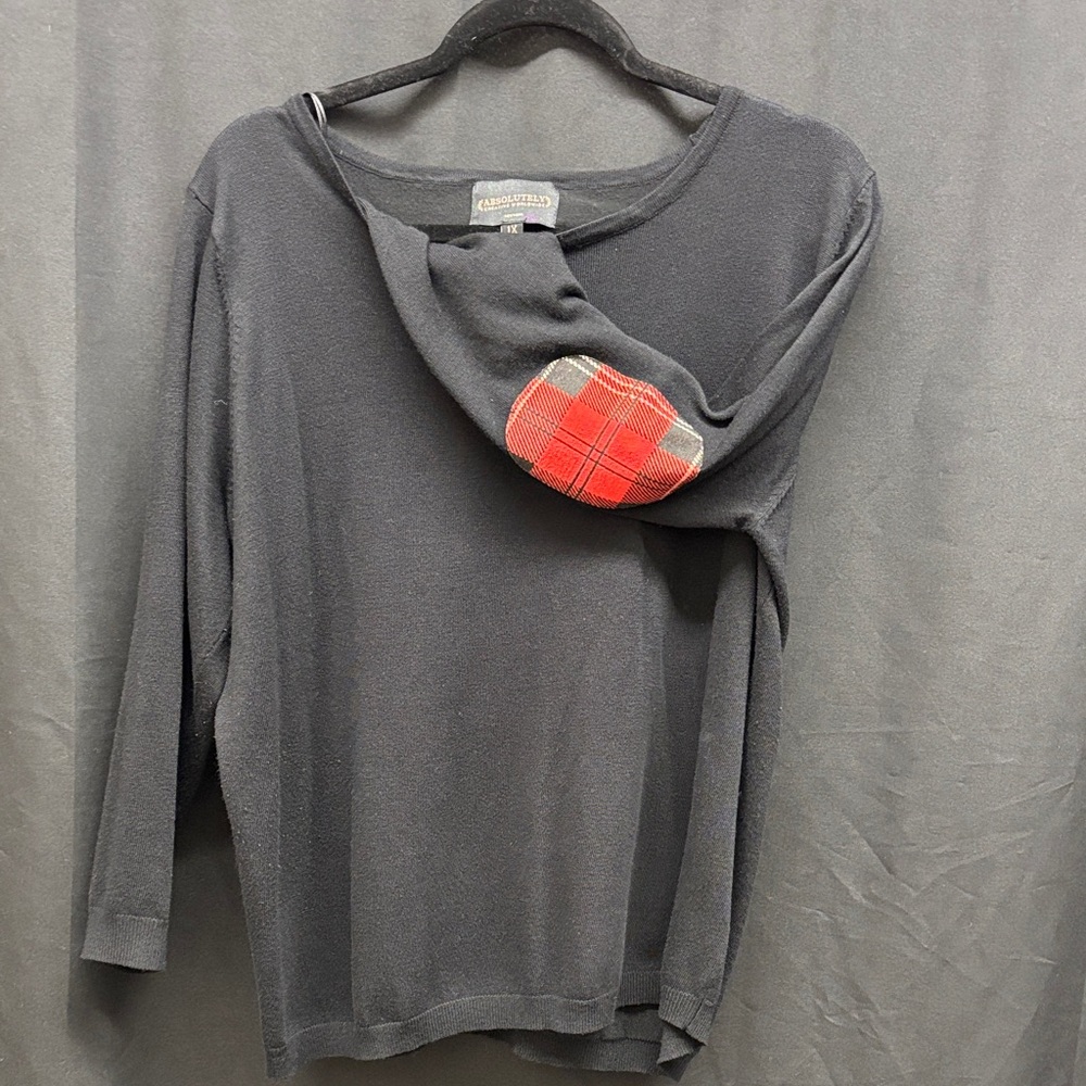 Absolutely Creative Worldwide Black Top